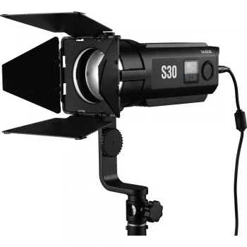 Godox SA-D Kit S30: 3x lámpara LED s30 3x trípode, 2x softbox y accesorios