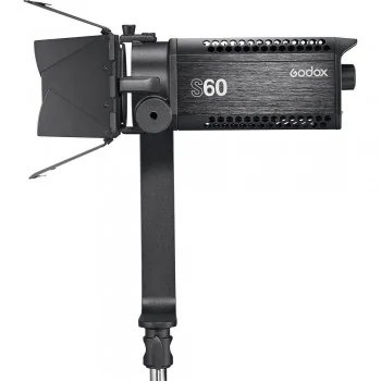Godox S60 Illuminatore a LED con messa a fuoco e frangiflusso